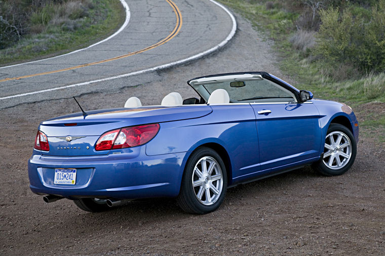 2010 Chrysler Sebring Limited Convertible Picture