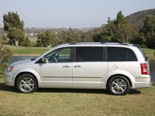 Chrysler Town & Country Wallpaper