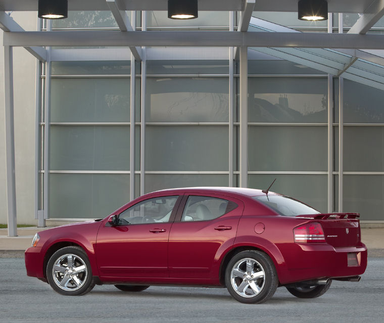 2008 Dodge Avenger R/T Picture