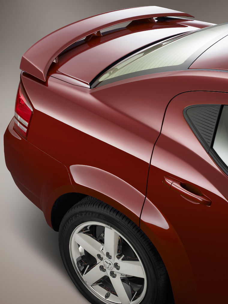 2009 Dodge Avenger R/T Rear Wing Picture