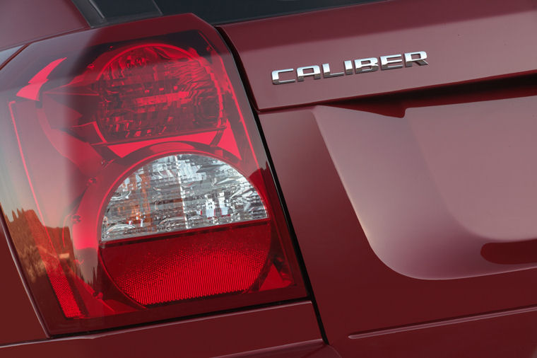 2008 Dodge Caliber Rearlight Picture