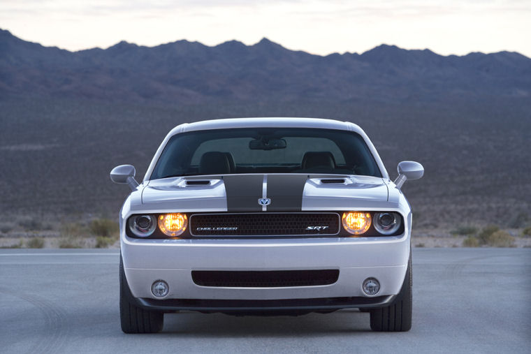 2009 Dodge Challenger SRT8 Picture