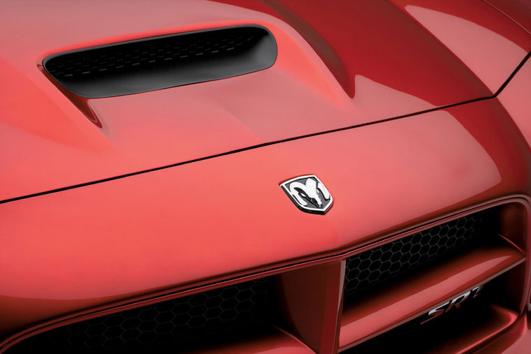 2010 Dodge Charger SRT8 Hood Scoop Picture