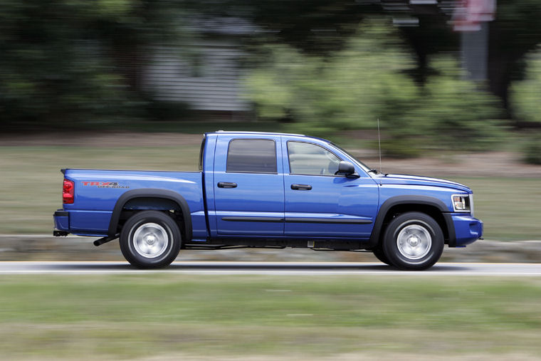 2008 Dodge Dakota Crew Cab Laramie Picture