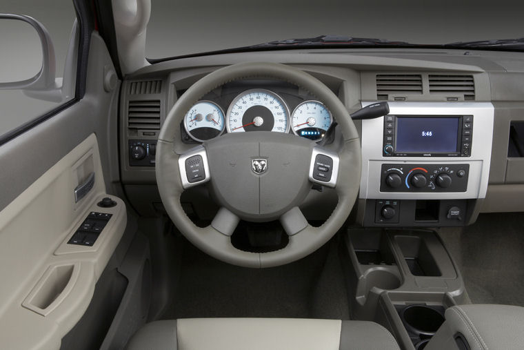 2008 Dodge Dakota Crew Cab Laramie Cockpit Picture