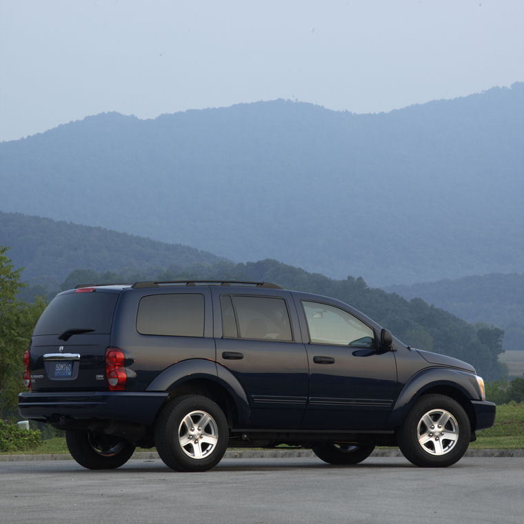 2004 Dodge Durango Picture