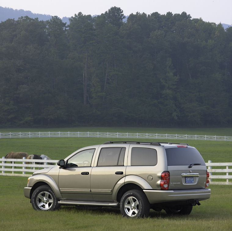 2004 Dodge Durango Picture