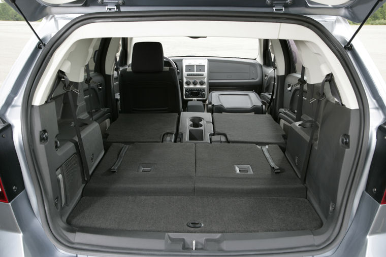 2009 Dodge Journey Trunk Picture