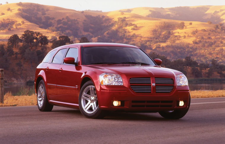 2005 Dodge Magnum Picture