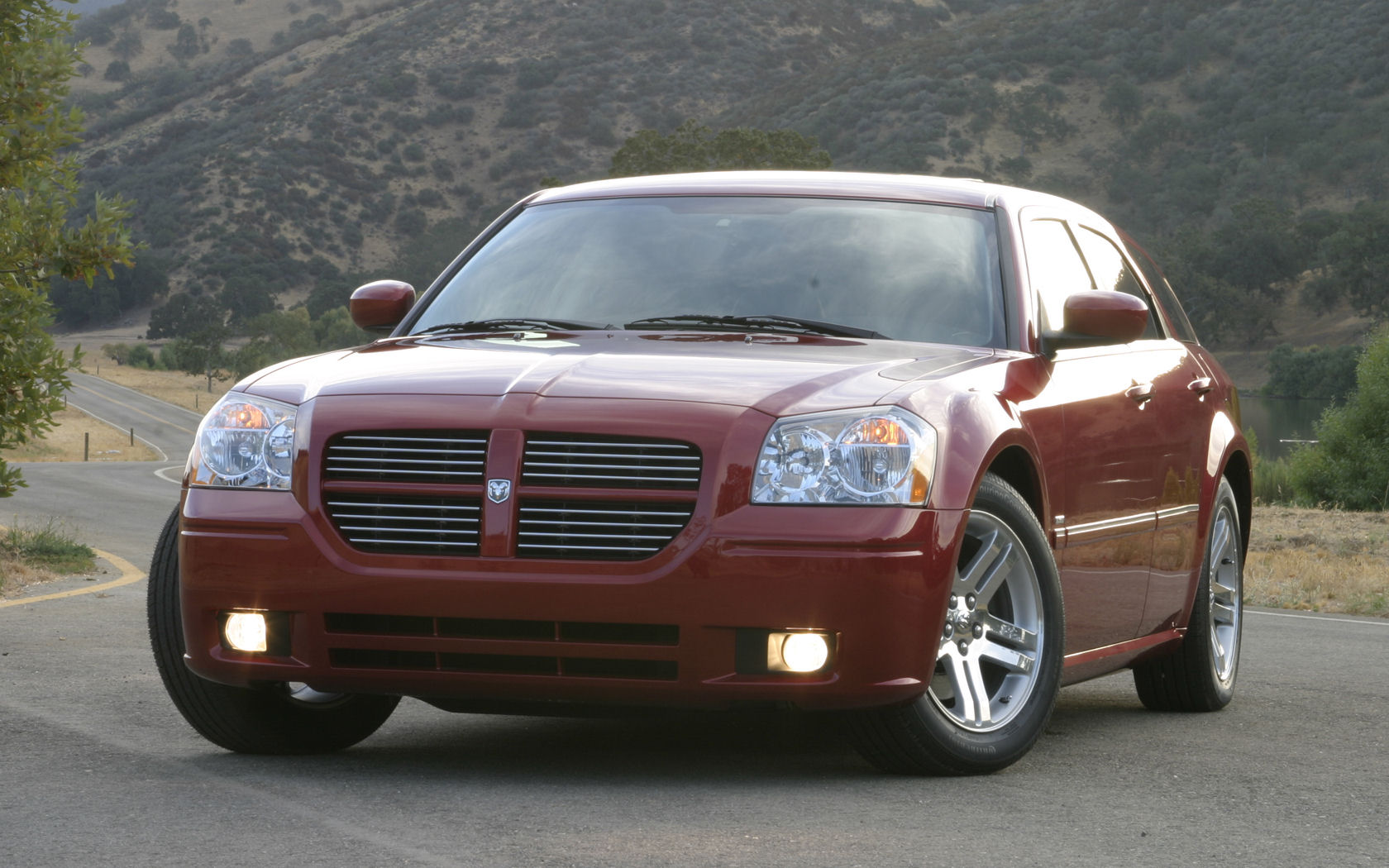 Dodge Magnum Desktop Wallpaper