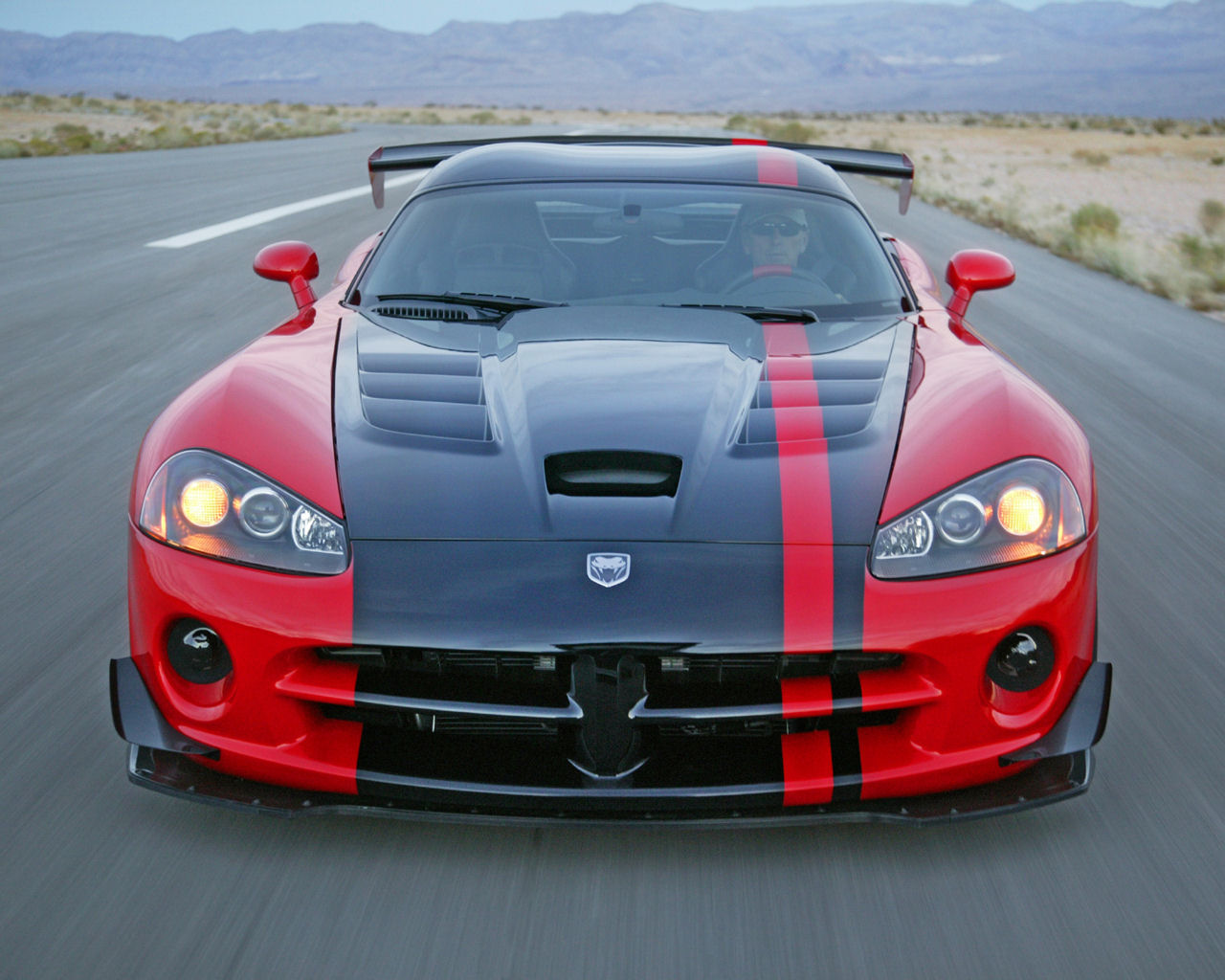 Dodge Viper Desktop Wallpaper