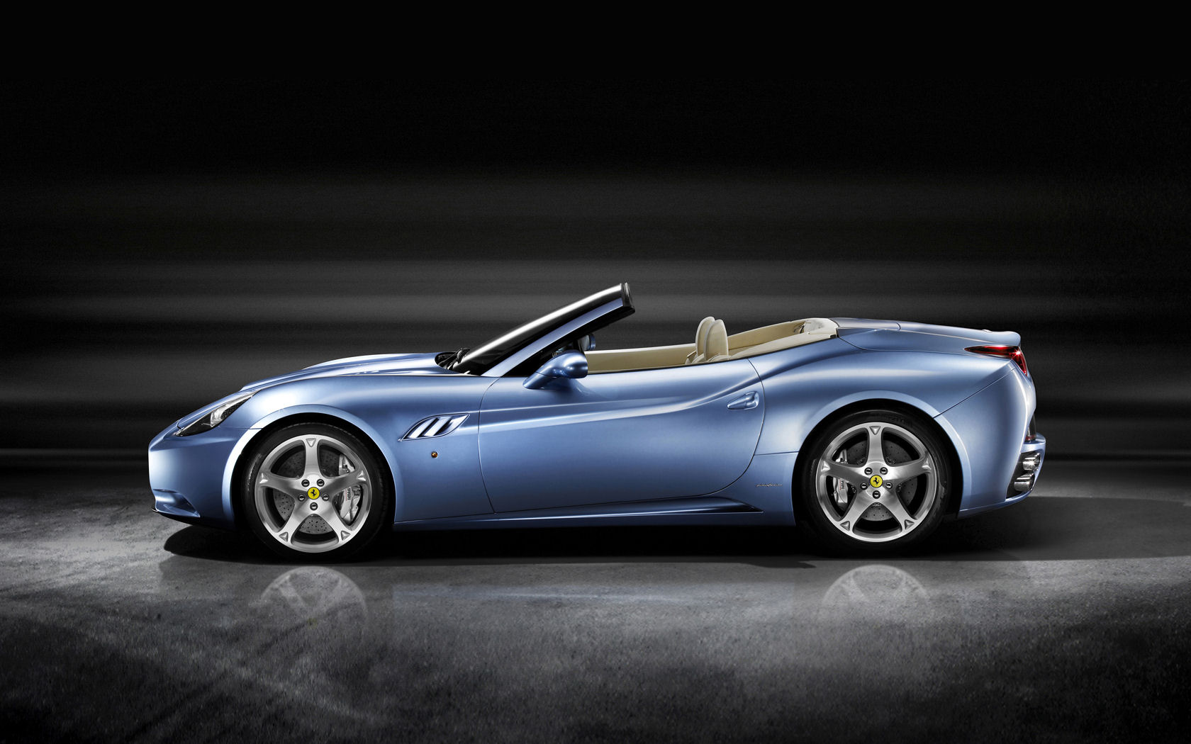 Ferrari California Desktop Wallpaper