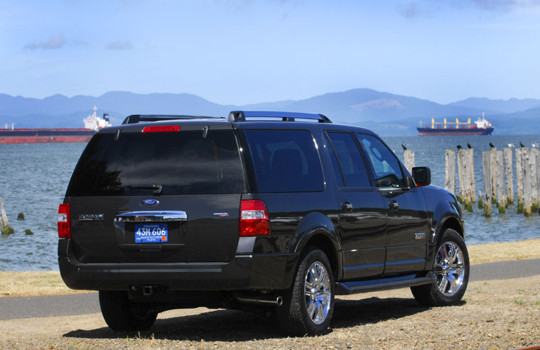 2008 Ford Expedition EL Picture