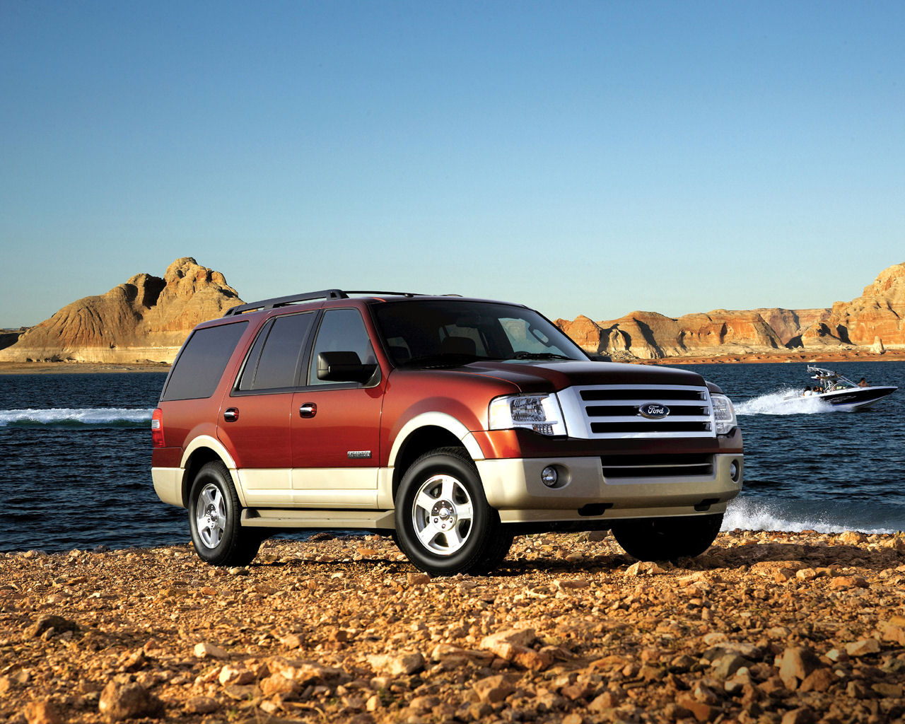 Ford Expedition Desktop Wallpaper