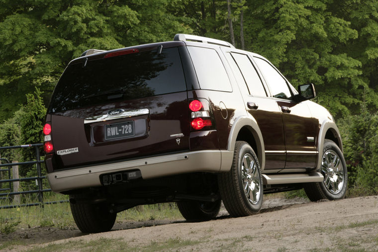 2006 Ford Explorer Eddie Bauer Picture