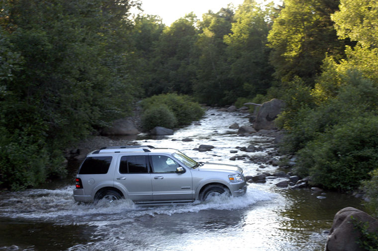 2007 Ford Explorer Picture