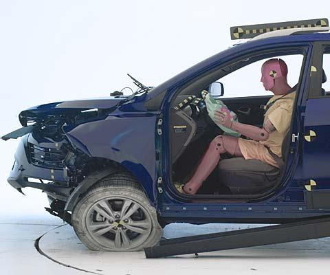 2008 Ford Explorer Sport Trac IIHS Frontal Impact Crash Test Picture