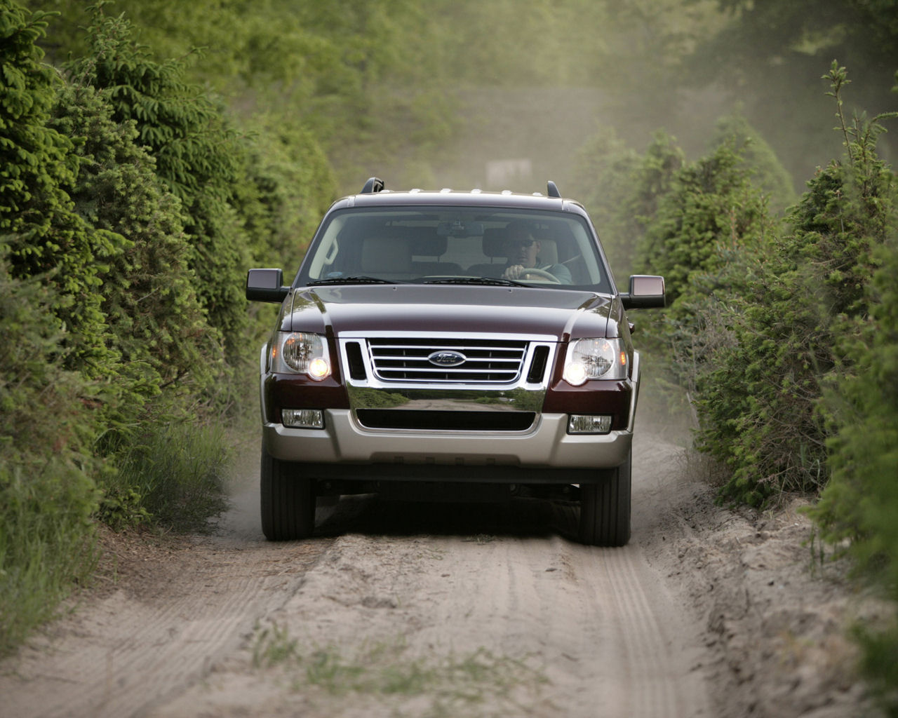 Ford Explorer Desktop Wallpaper