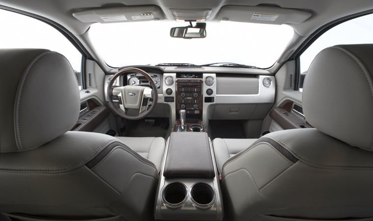 2009 Ford F150 Super Crew Platinum Cockpit Picture