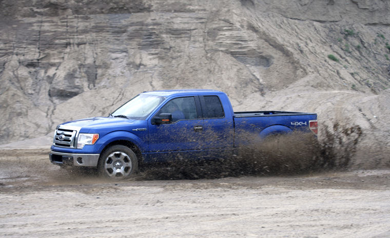 2009 Ford F150 Super Cab XLT Picture