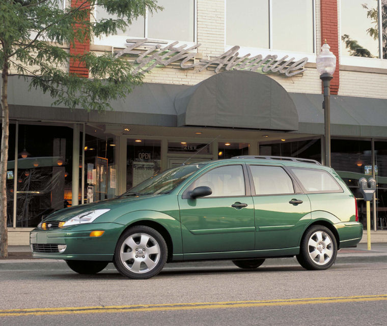 2004 Ford Focus Wagon ZTW Picture