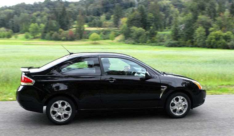 2008 Ford Focus Coupe Picture