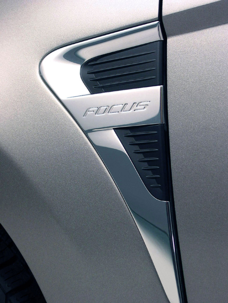 2008 Ford Focus Sedan Side Vent Picture