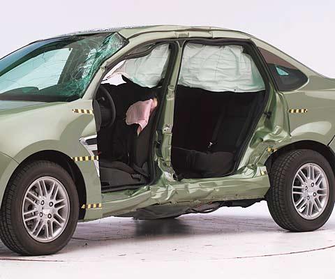 2008 Ford Focus IIHS Side Impact Crash Test Picture