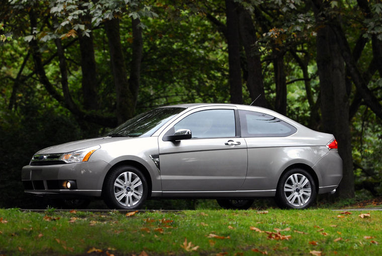 2009 Ford Focus Coupe Picture