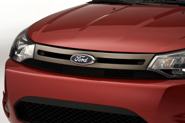 2009 Ford Focus Coupe Grille Picture