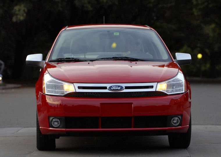 2009 Ford Focus Sedan Picture