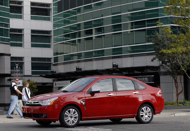 2009 Ford Focus Sedan Picture