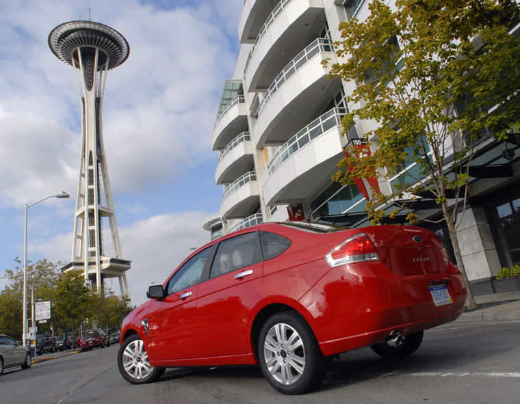 2009 Ford Focus Sedan Picture