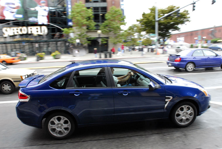 2009 Ford Focus Sedan Picture