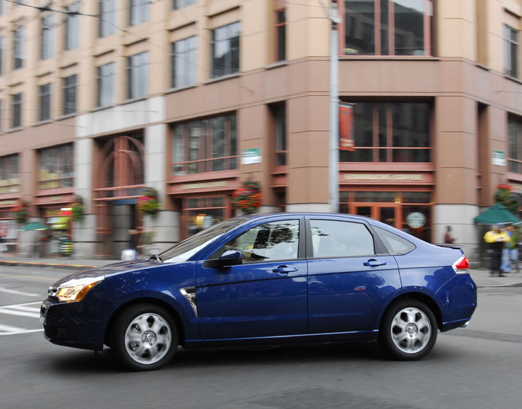 2010 Ford Focus Sedan Picture