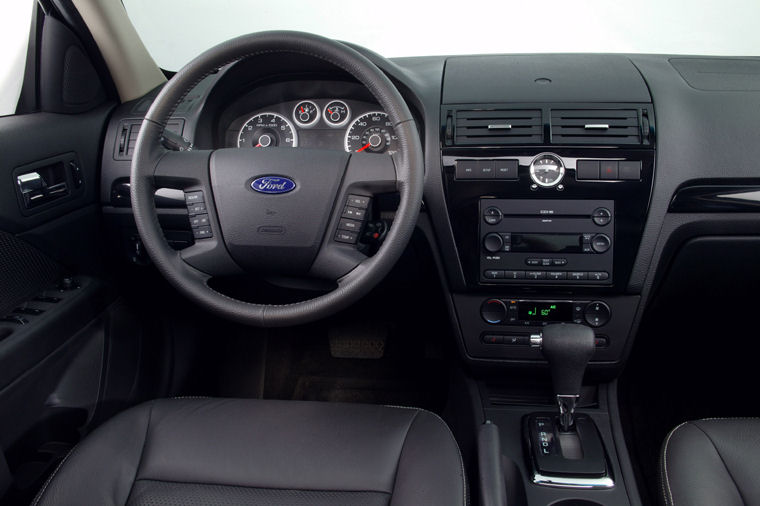 2008 Ford Fusion Cockpit Picture