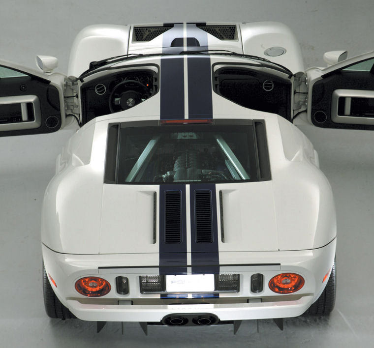 2005 Ford GT Picture