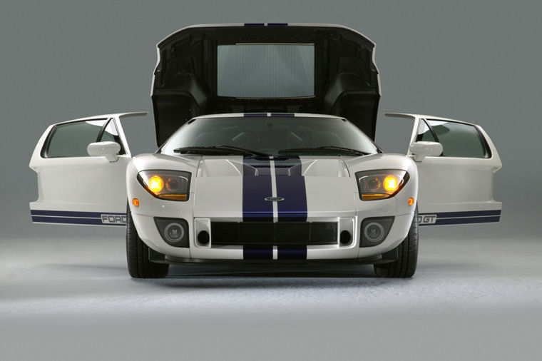 2005 Ford GT Picture