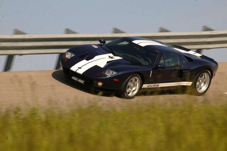 2005 Ford GT Picture