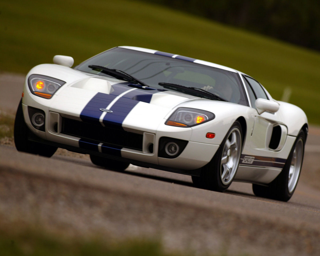 Ford GT V8 Supercharged - Free 1280x1024 Wallpaper / Desktop Background ...