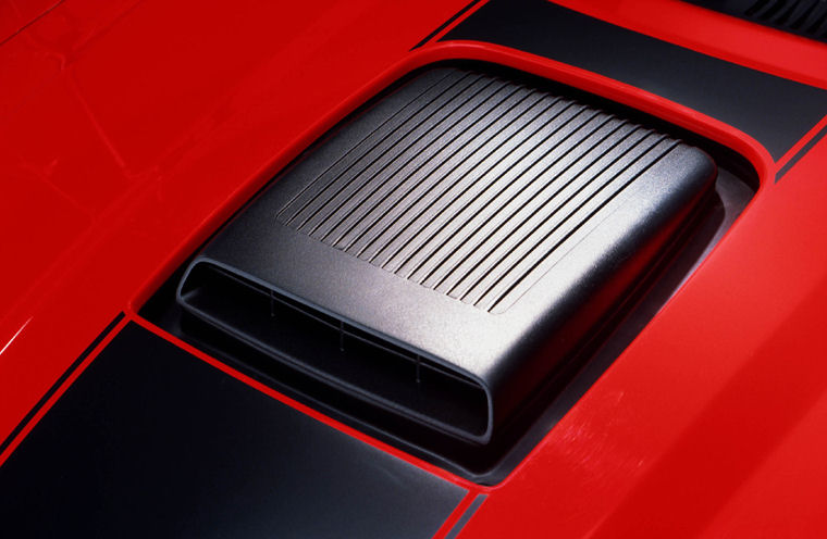 2003 Ford Mustang Mach 1 Hood Scoop Picture