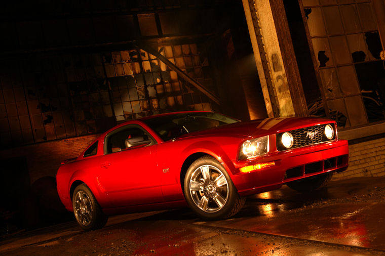 2006 Ford Mustang GT Picture