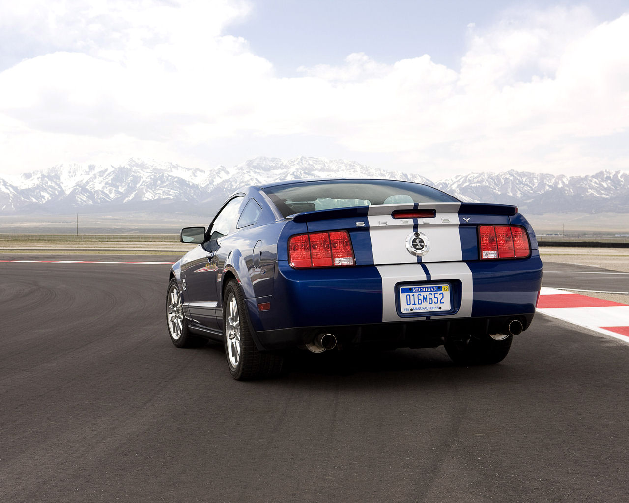 Ford Mustang Desktop Wallpaper