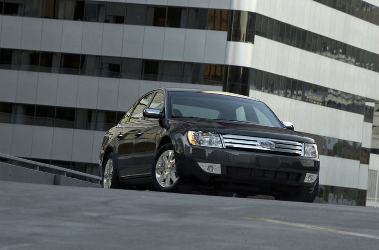 2008 Ford Taurus Limited Picture