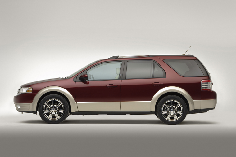 2009 Ford Taurus X Picture