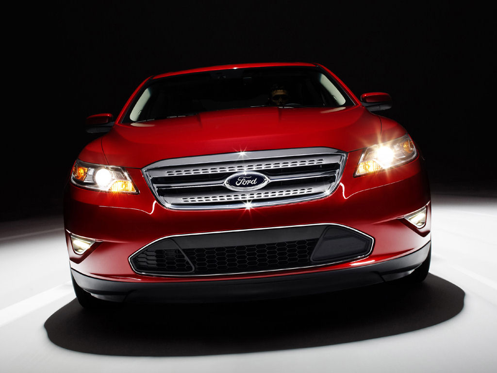 Ford Taurus Desktop Wallpaper