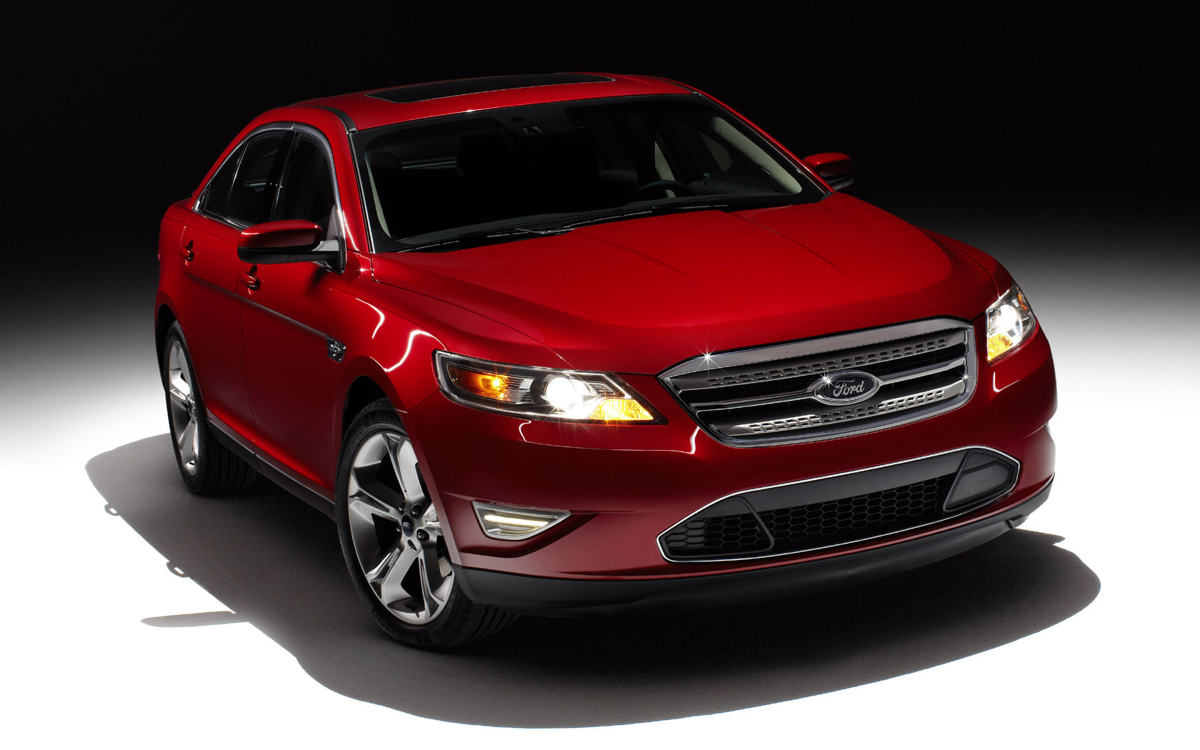 Ford Taurus Desktop Wallpaper