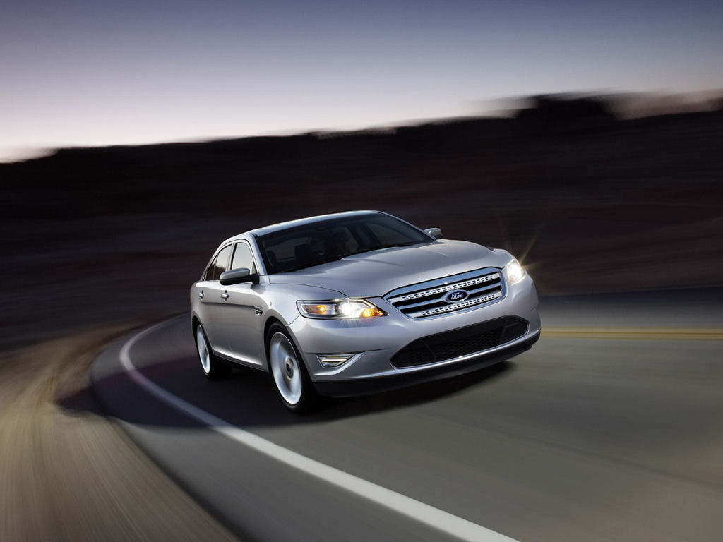 Ford Taurus Desktop Wallpaper