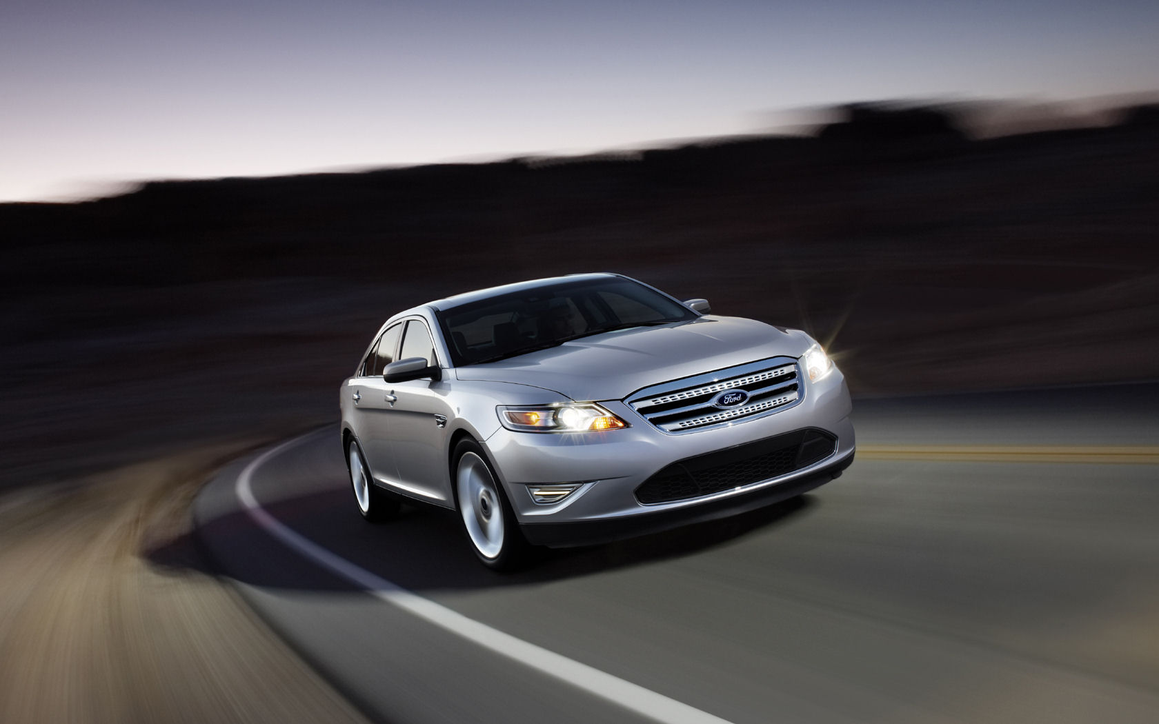 Ford Taurus Desktop Wallpaper