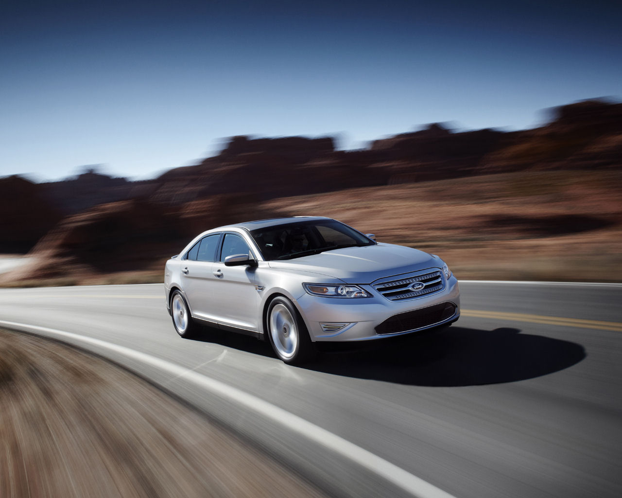 Ford Taurus Desktop Wallpaper